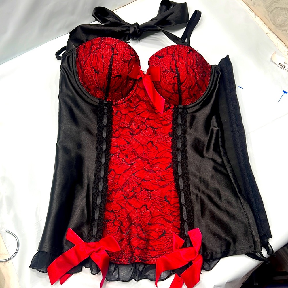 Fredrick’s of hollywood red halter corset small